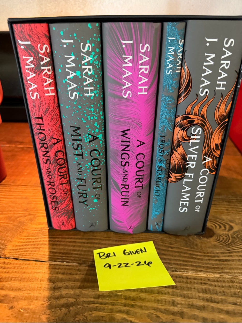 ACOTAR series - Boxed Set (Multicolor)